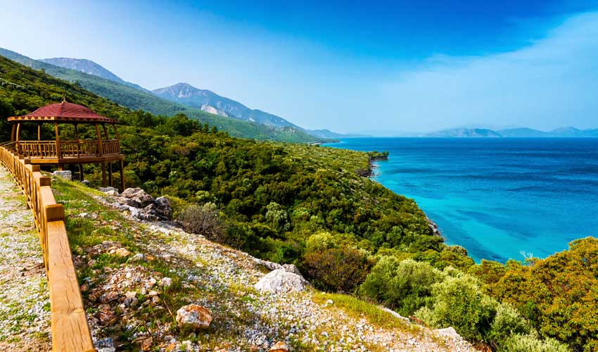 turquie dilek peninsula national park panorama montagne et mer