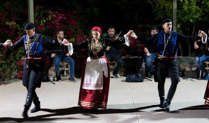 Danse traditionnelle crétoise