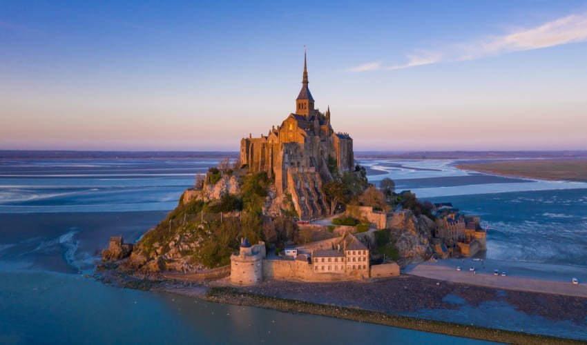 Le Mont-Saint-Michel, le plus grand joyau de la Manche