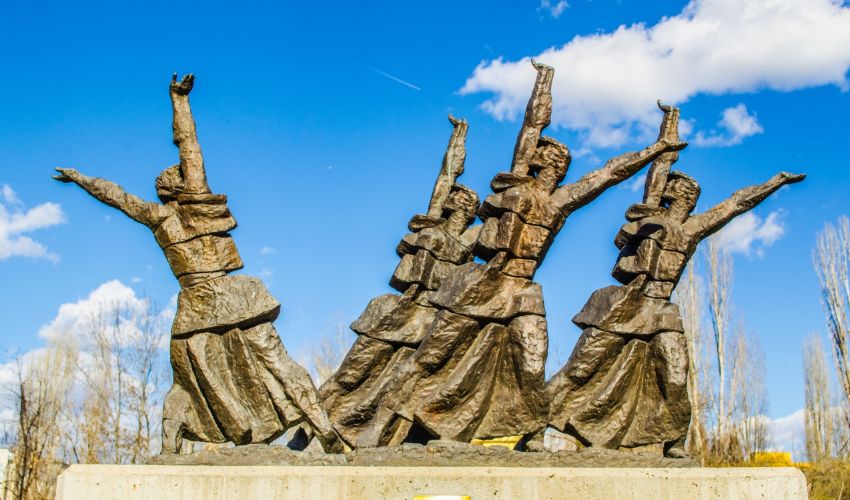Une sculpture devant le musée d’art socialiste à Sofia