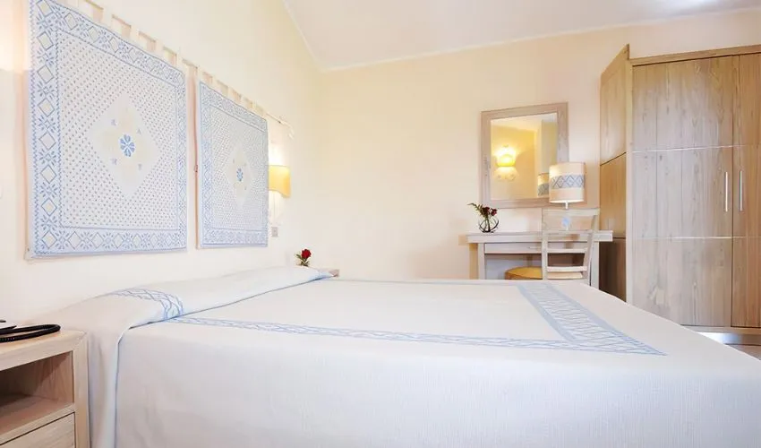 Cala Fiorita : chambre jusqu'à 4 personnes