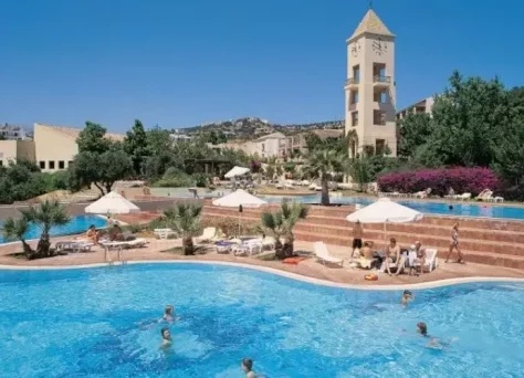 Hôtels-clubs en Grèce : comparez les clubs famille en Grèce