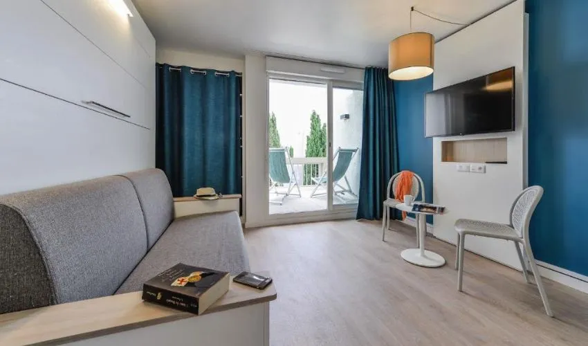 Les Salins : chambre jusqu'à 6 personnes