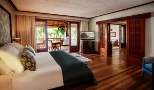 Paradis Beachcomber Golf Resort & Spa