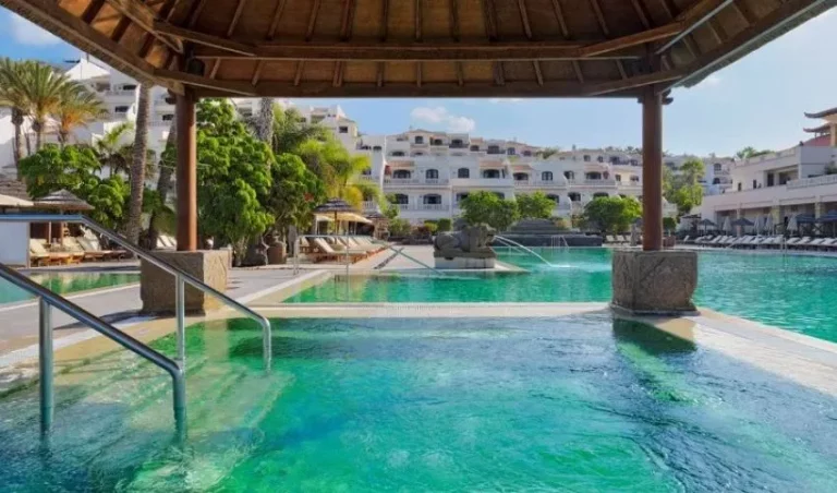 Pierre & Vacances Regency Country Club