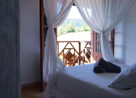 Le Domaine du Château : chambre jusqu'à 4 personnes