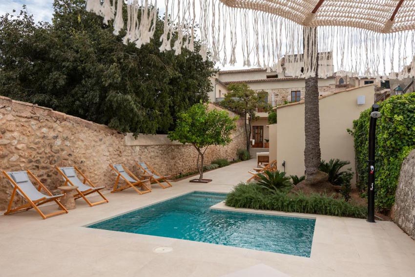 Extérieur du Cas Català