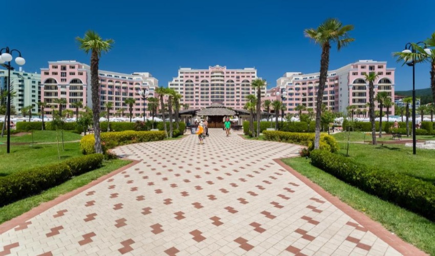 DIT Majestic Beach Resort