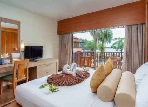 Hôtel Seaview Patong : chambre jusqu'à 2 personnes