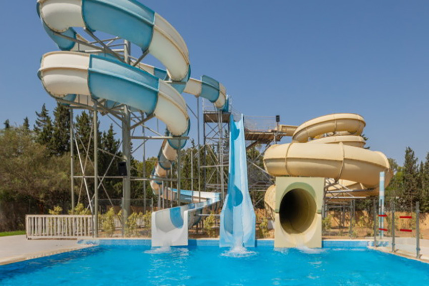 toboggans aquatiques tournants 