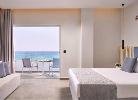 Blue Sea Beach Resort : chambre jusqu'à 4 personnes