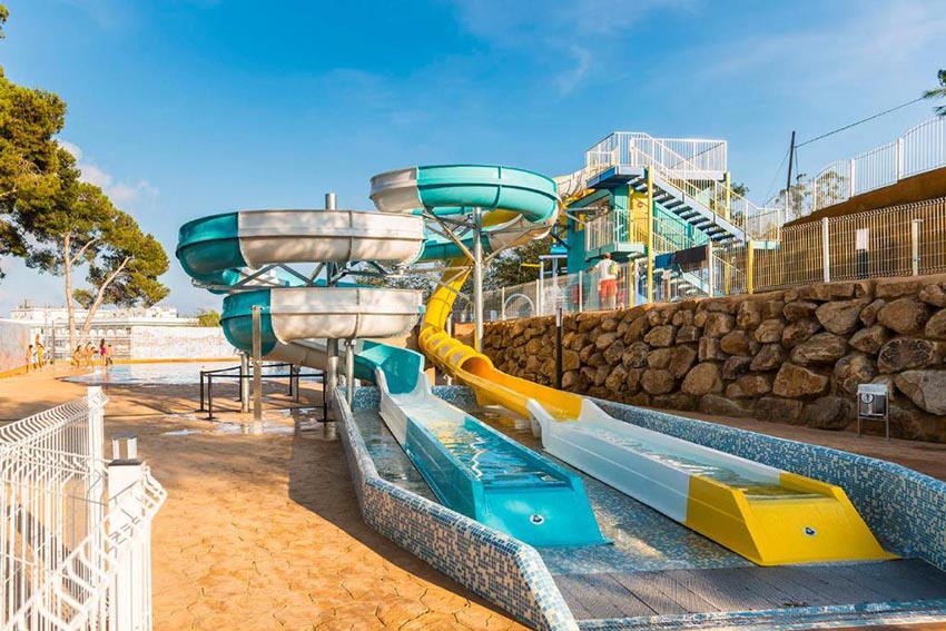Guitart Central Park Aqua Resort toboggans aquatiques pour les adultes