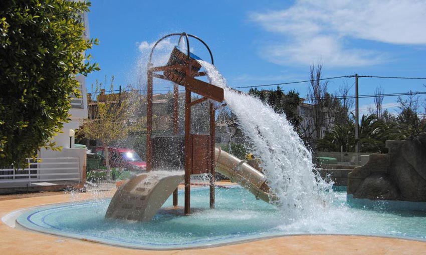 Pirates Village structure aquatique pour enfants de l'hôtel
