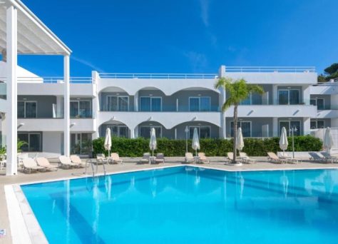 Hôtels-clubs de Rhodes : comparez les clubs famille à Rhodes