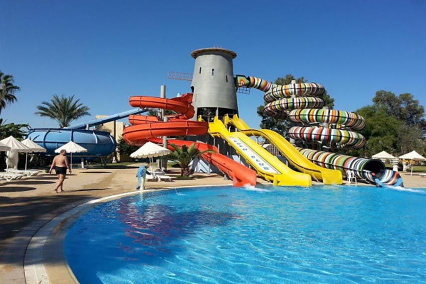 Hôtel Eden Club Skanes toboggans aquatiques