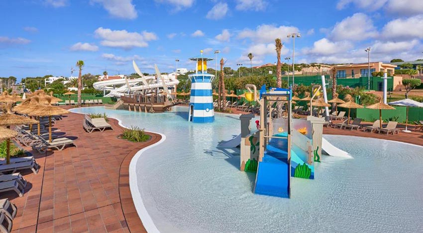 Insotel Punta Prima Resort & Spa vue sur l'espace aquatique pour les enfants