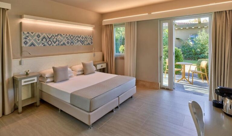 Club vacances Hôtel Is Serenas Badesi chambre