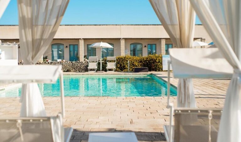 Club vacances Relais Masseria Le Cesine - CDSHotels